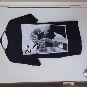 Hot topic : 2Pac shirt medium